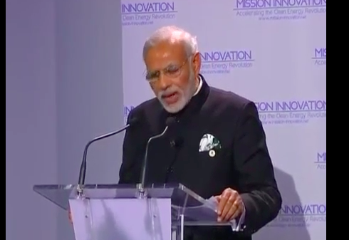 MEAIndia's tweet photo. PM @narendramodi: Let me begin by saluting Prez @fhollande &amp; the people of France for their courage &amp; resolve. https://t.co/NQJvCnnZQV