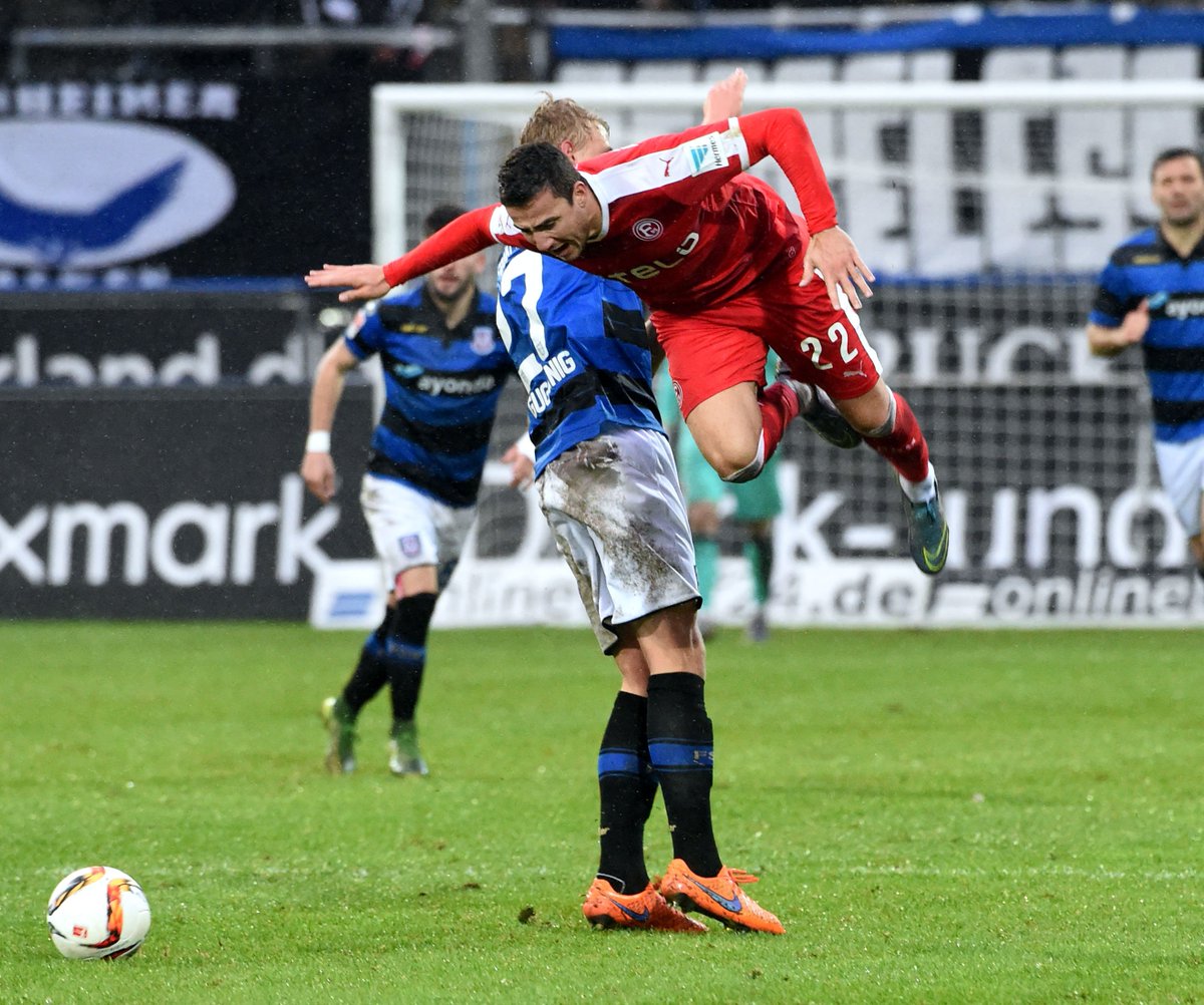 f95's tweet photo. Die besten Fotos vom Auswärtssieg in Frankfurt gibt´s hier für Euch: https://t.co/XxNdIQqSLn #f95 #FSVF95 https://t.co/zQupPgkhun