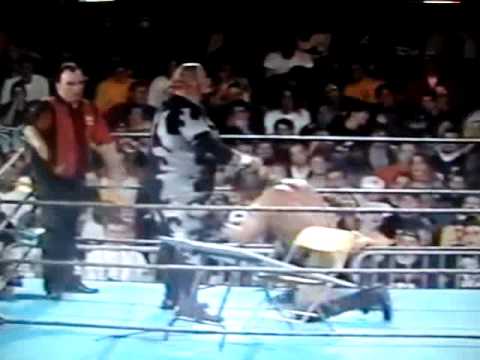 ECWHistory's tweet photo. In the main event @TheFranchiseSD def Bam Bam Bigelow to retain the ECW World HW Title #ECWHistory https://t.co/zT37uXxKwi