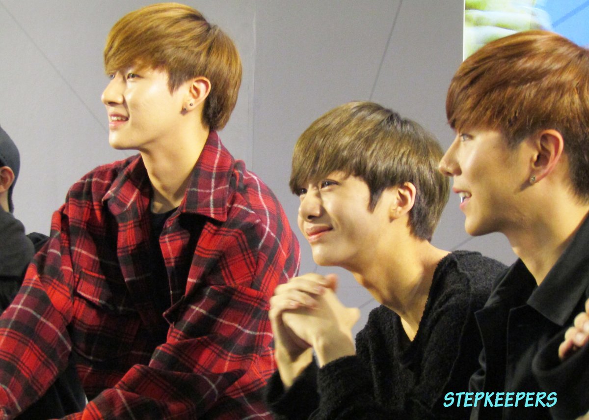 karmanmirl's tweet photo. 151130 MONSTA X @ Hollywood Plaza
#MONSTA_X #몬스타엑스 #기현 #형원 #아이엠 https://t.co/yXLq9sEluq