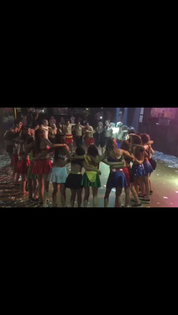 SCirano2015's tweet photo. EXPLOTAMOSS‼️🍊🎊 https://t.co/jKlJLI3tWo