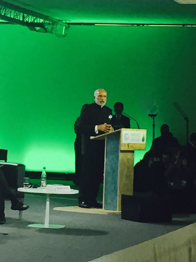 UNFCCC's tweet photo. .@narendramodi "The sun is the source of all energy. The world must turn to #solar, the power of our future" #COP21 https://t.co/lGHeqvliIm