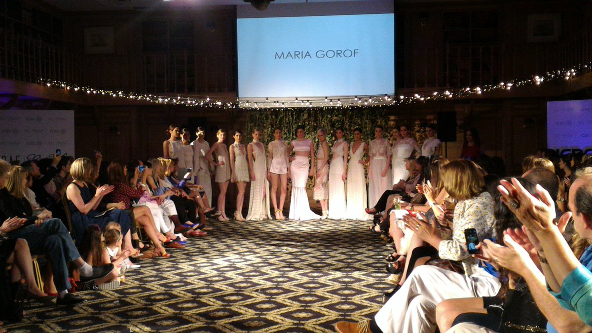 TrendHuntingBA's tweet photo. El #desfile de @mariagorof en @Baeoficial en @thebrickhotel cc @najunfunes https://t.co/xi3wEKZOfz