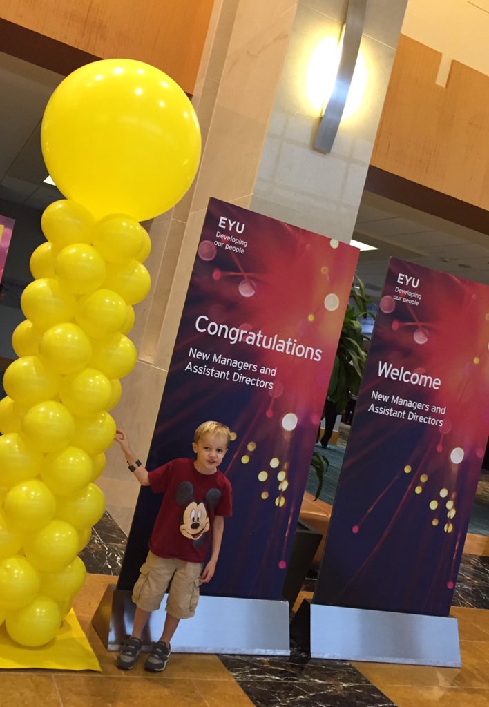 EYangela's tweet photo. these new Managers are getting younger and younger https://t.co/jdVU2298Bf