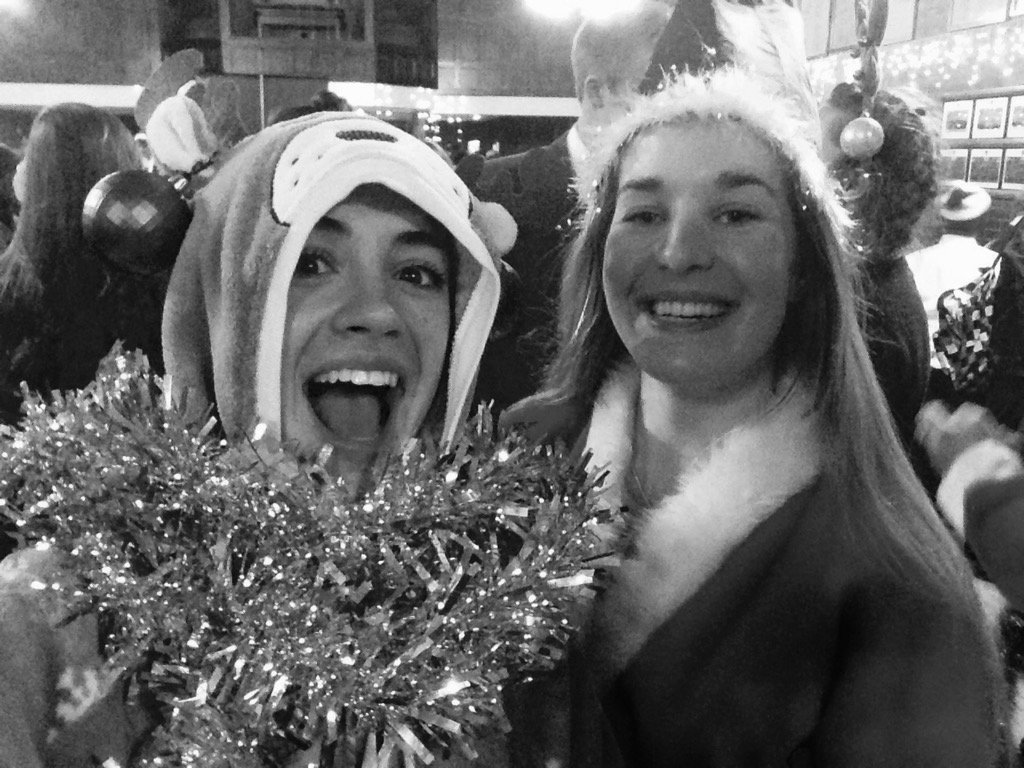 Jess_mjones's tweet photo. I think it's getting Christmassy 🐨💚 #xmas #ellesmere https://t.co/qCucMvkYIO