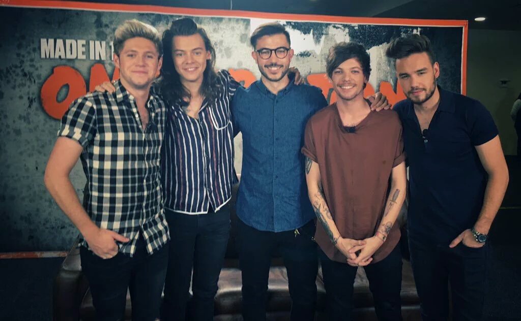 _21drosepetals's tweet image. RT IF YOU SEE THIS🚨bc we are losing🚨PLS DON'T IGNORE  #MTVStars One Direction