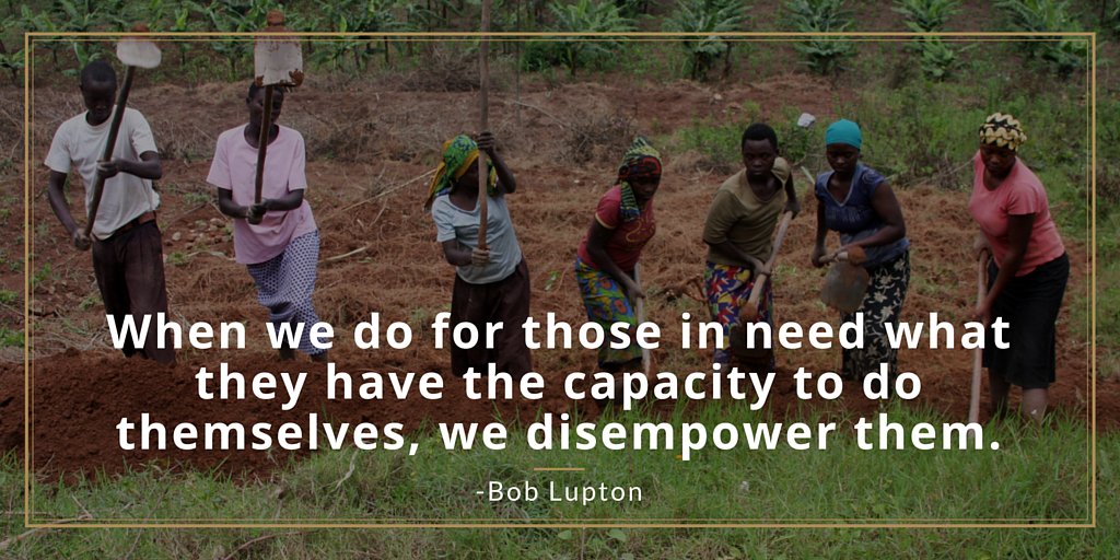 ZoeEmpowers's tweet photo. #ZOEisHelping #DignitynotDependency #ToxicCharity https://t.co/r50rlYppE8 https://t.co/ck4WjXPFFg