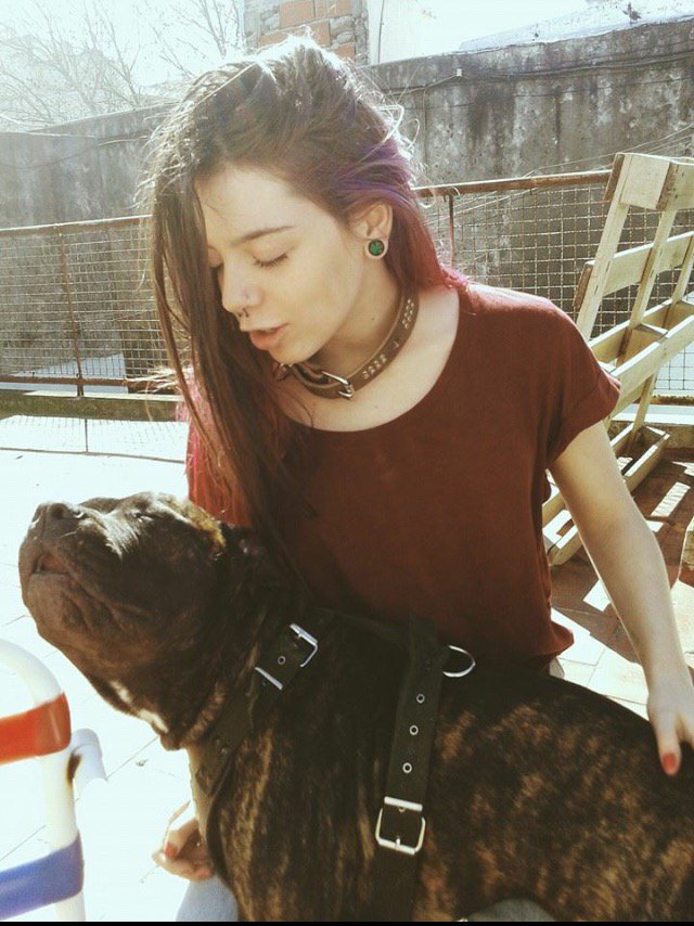 🐶