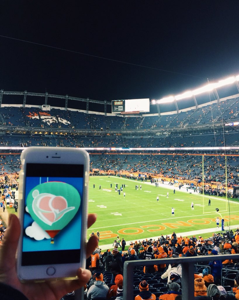 ascendthememory's tweet photo. #HeartDisease awareness during the #Broncos win over the #Patriots. Let's #SoarAboveHeartDisease. #ascendthememory https://t.co/Wi5G3r3yaX