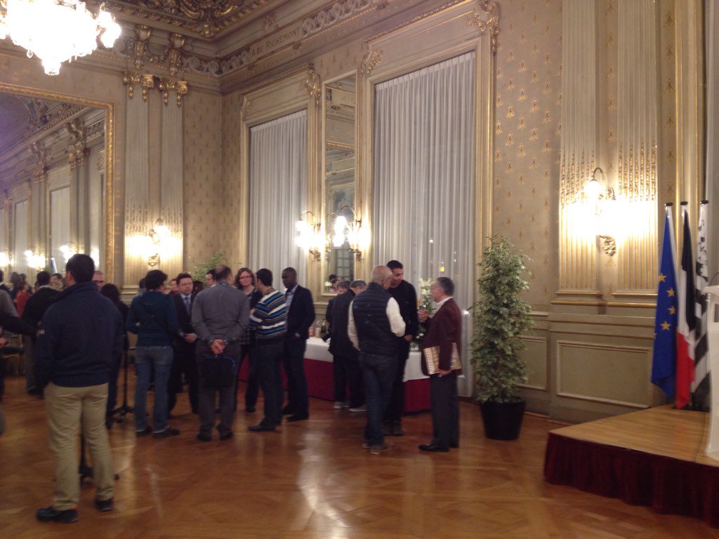 mohamad_yassin's tweet photo. #ICTDM2015 welcome reception at City Hall #Rennes
@ictdm #ICTDM https://t.co/vUrhd4EttF