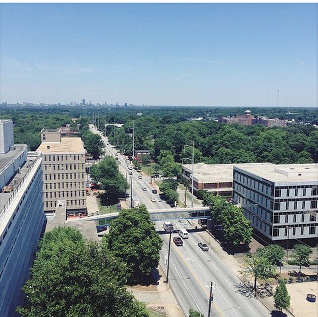 444Highland's tweet photo. Of all the 444 reasons to live at 444Highland, the views are top of our list! https://t.co/FwNBeMSRqa