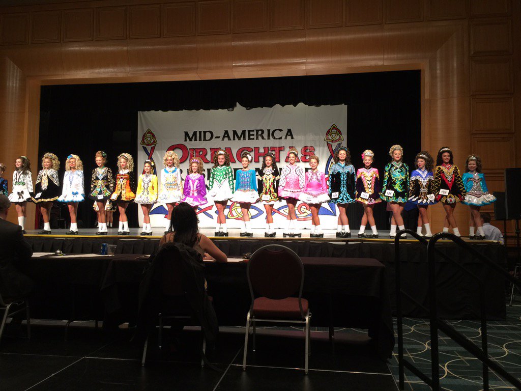 FeisVanFam's tweet photo. Ahh the land of Oireachtas where big wigs, dark tans and lots of Bling live!! Oh and where parents go broke! 🤑😢 https://t.co/1ALd8UPIVt
