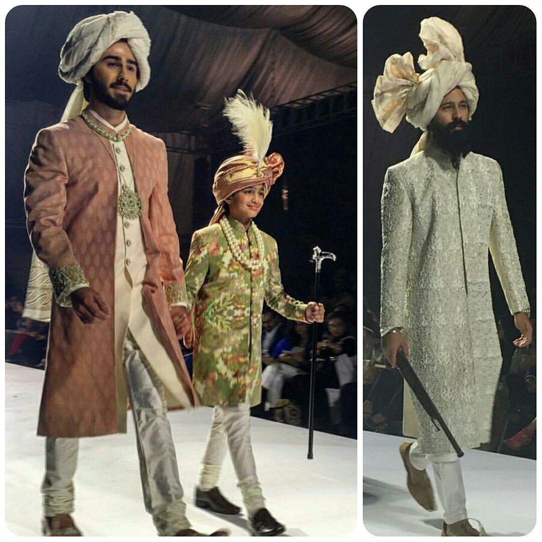 dailytimespak's tweet photo. #naumanafreen #designer #showstoppers #Aijazaslam #faisalqureshi #fpw15 #day3 #mensfashion #legacy #dtupdates https://t.co/LYmnUBluAb