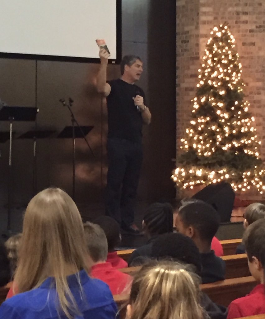 GACRMoloney's tweet photo. "Weight lifting for the brain." Tim Green #gacelem https://t.co/4cu8FClqD6