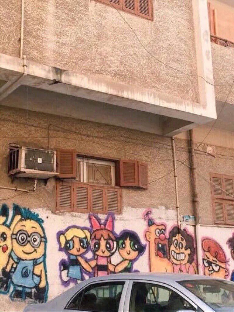 _al_suwailem's tweet photo. طفولتنا مرسومة على جدران أحد الأحياء القديمة في جدة ( رووعة ) 😍 https://t.co/luwMNhEkgt
