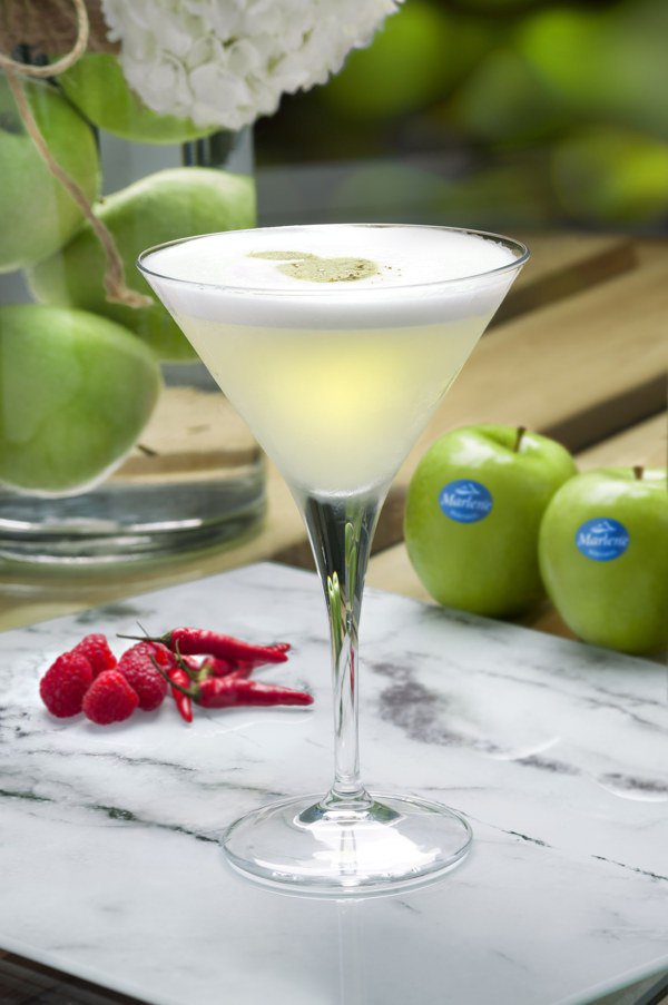 The House of Mixology y manzanas Marlene gastroystyle.com/the-house-of-m…