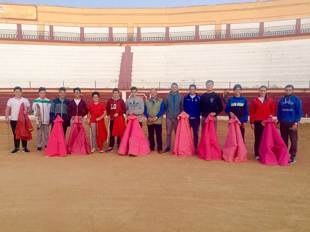 Hoy hemos finalizado los entrenamientos en el curso  2015. En Enero volveremos con las pilas cargadas.