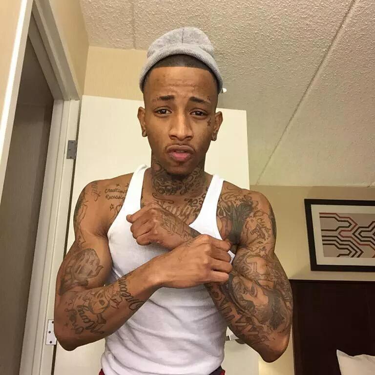 chocolatemon's tweet photo. #TaeDaDoug 😍😍😍🔥 #McM https://t.co/2TCFXfHKW8