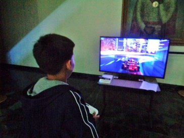 On November 25th : Having fun with baseball and Nintendo Wii