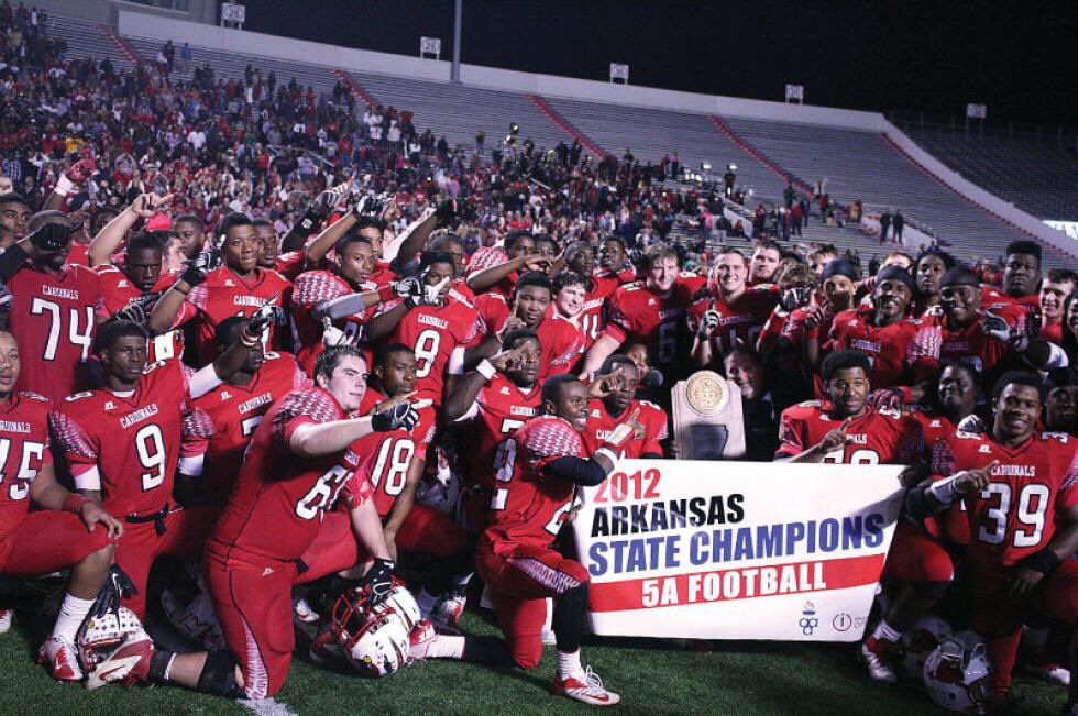 Buck_James212's tweet photo. 3 years ago today ! Time flies #212 #bethebest #ChampionsWeek Great group of young men and Coaches https://t.co/HTe4hLiOMV