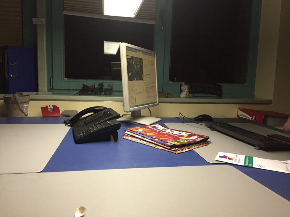 LstSim's tweet photo. Nachtschicht. https://t.co/XYKFdU8frL