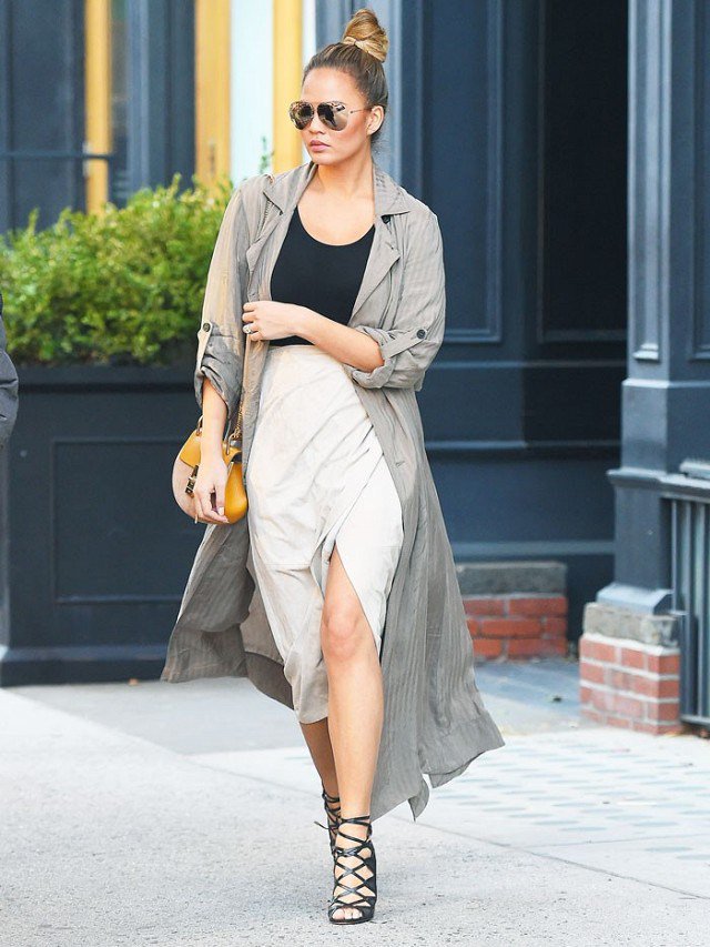 HAPPY 30TH BIRTHDAY CHRISSY TEIGEN!  