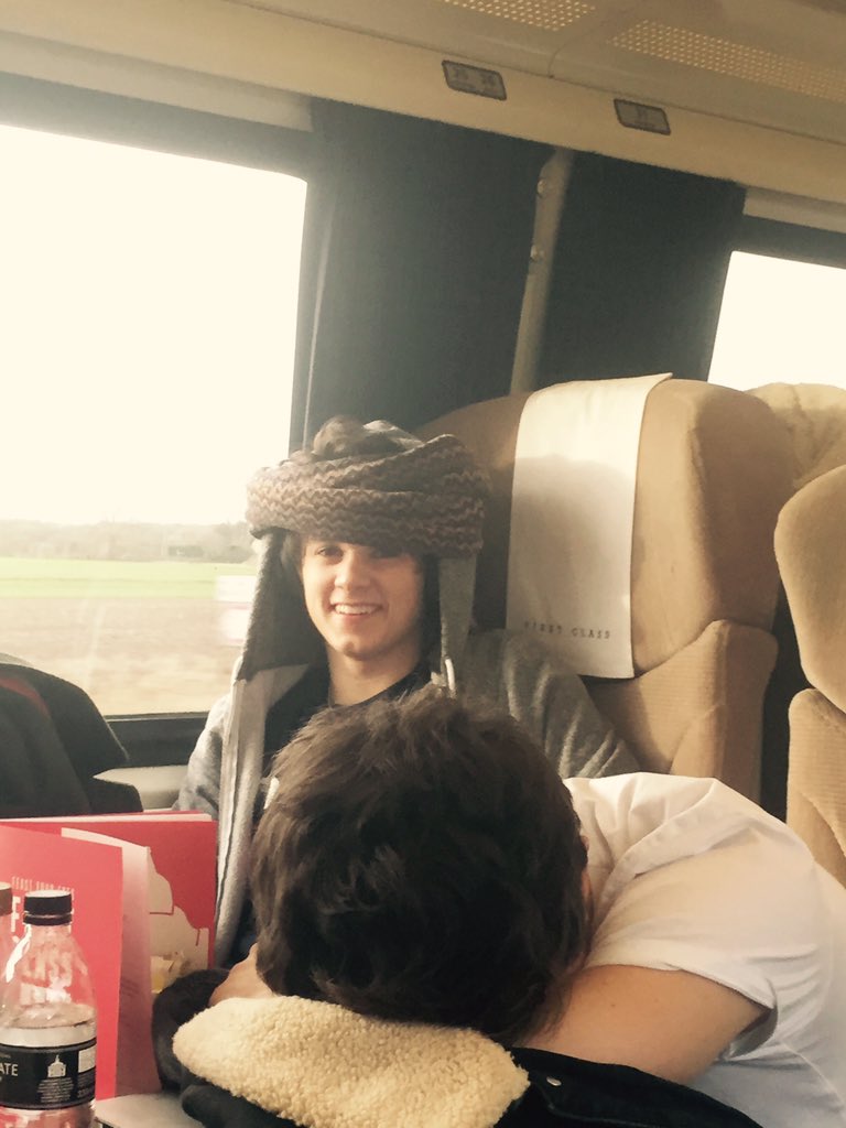 ❤️ please levi ❤️ (@3adam_eoi)  X