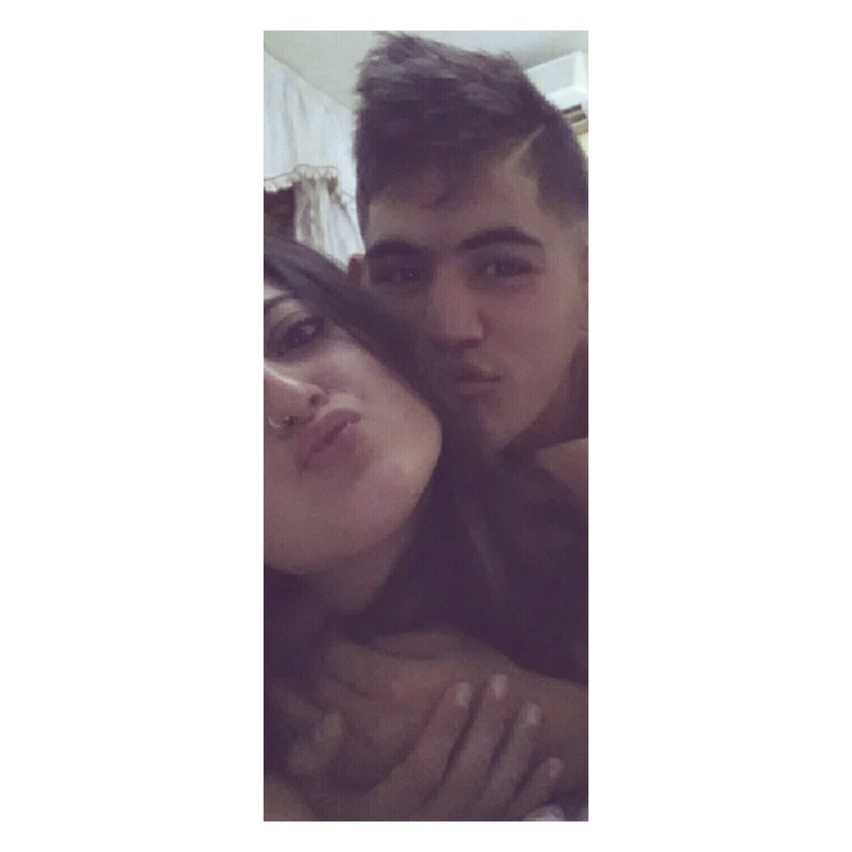 Maarian032's tweet photo. Tu me distes paz en un mundo de guerra💕❤💑💏 https://t.co/KYIhWqamXF