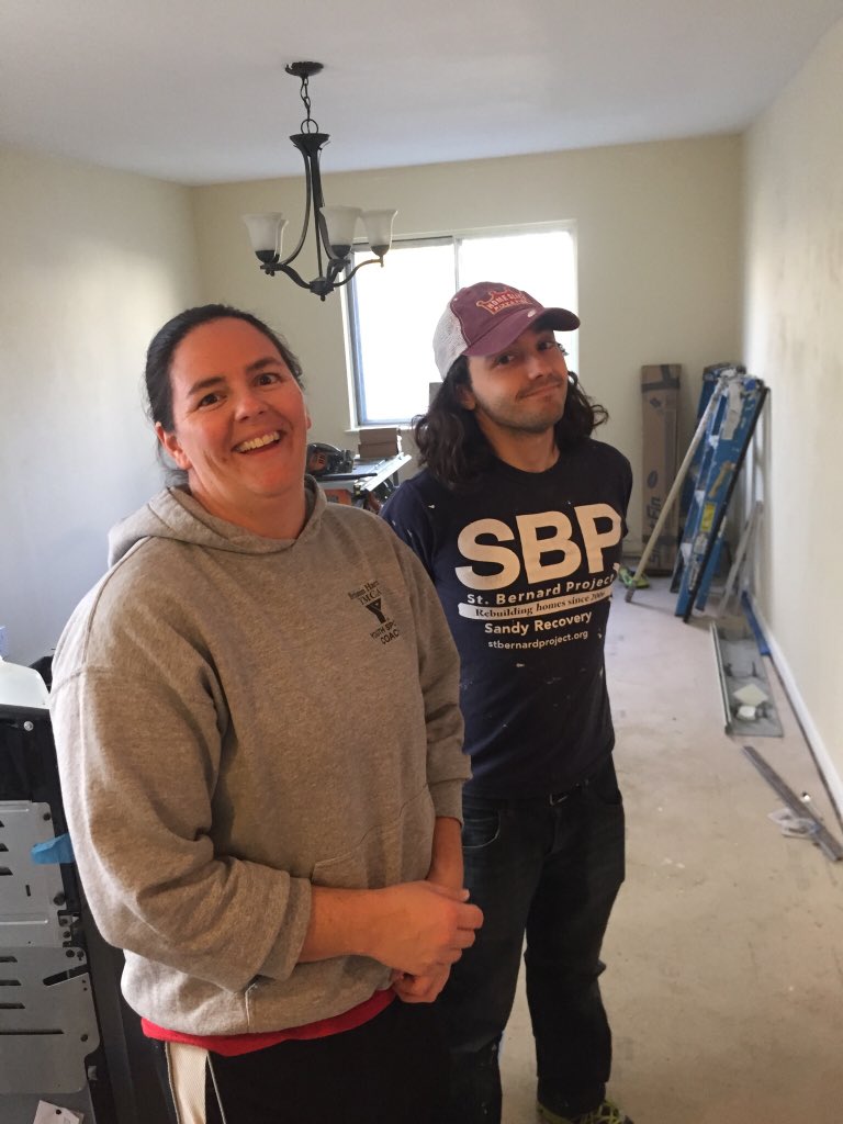 ButlerYMCA's tweet image. We had an AMAZING time volunteering with @rockawayfriends in NYC over thanksgiving break!!