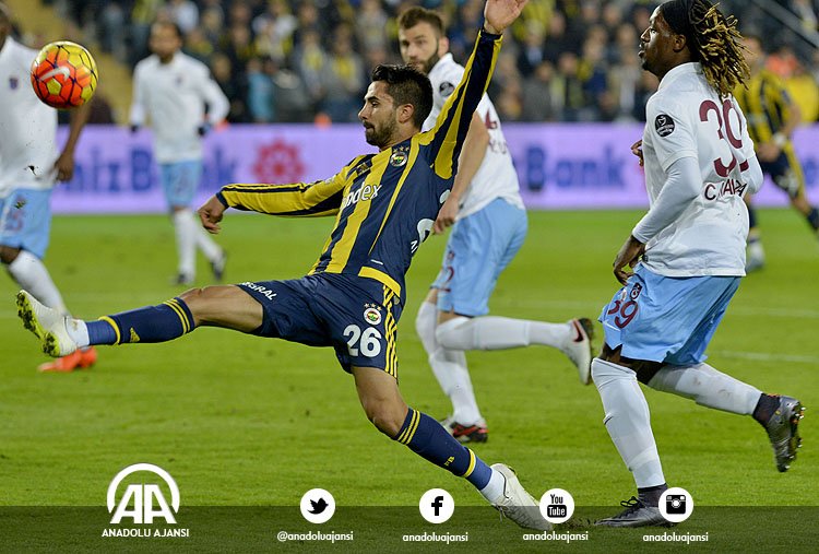 aa_spor's tweet photo. Fenerbahçe, Spor Toto Süper Lig'de 13. haftanın kapanış maçında, Trabzonspor'u 2-0 yendi https://t.co/sqhAdkTR9I