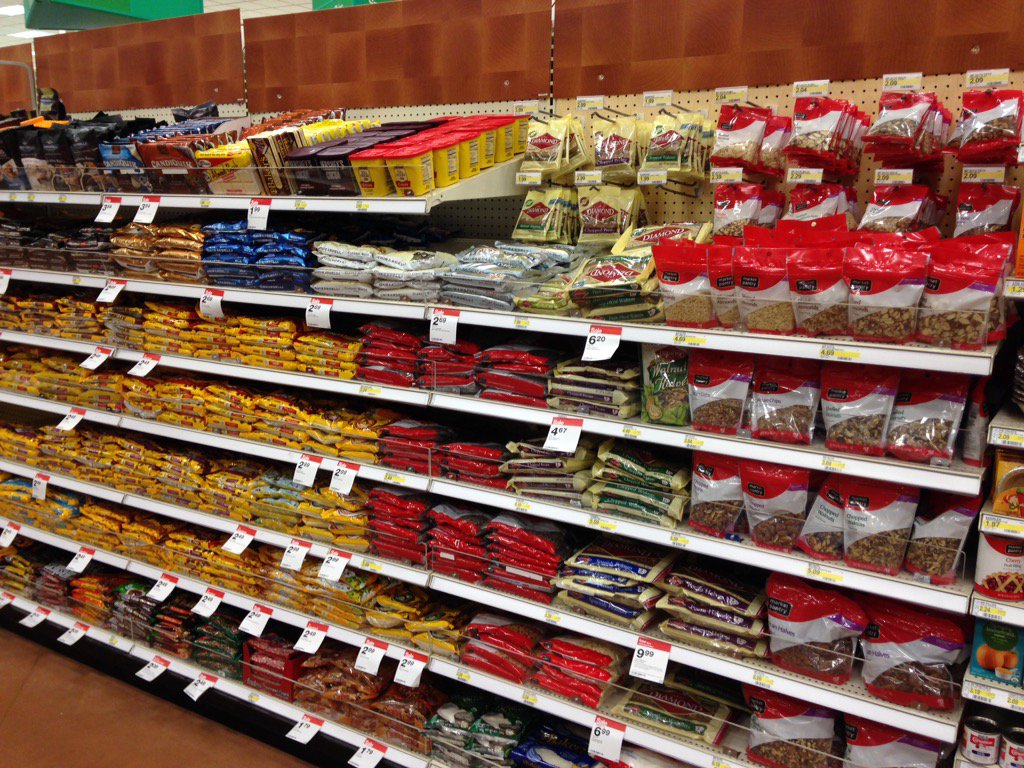 GOSREED's tweet photo. 4x4 in food - full, fresh and ready for sales @Hueypritchett @RodneyLast @Jennaadams1279 https://t.co/bsclHaAwnF