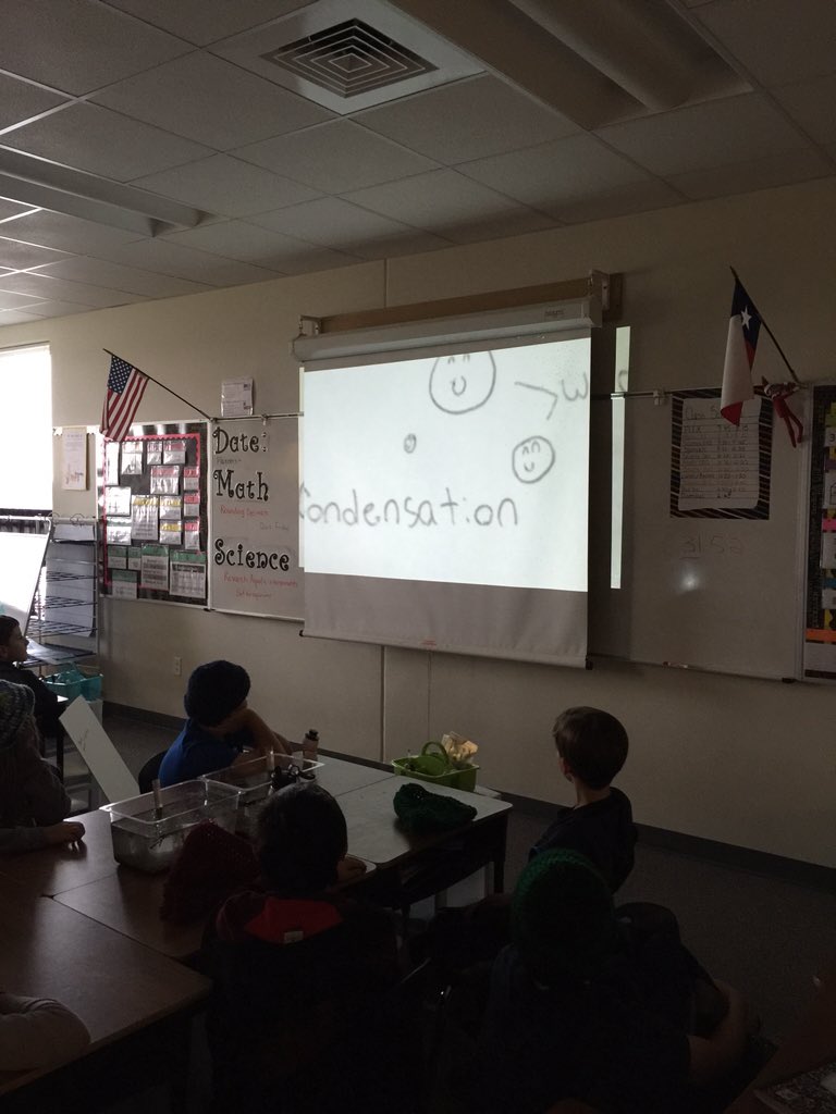 pmartinezLISD's tweet photo. Student showing her learning by creating music video. #slb2 #reaganrays https://t.co/FRtLVEXnHh