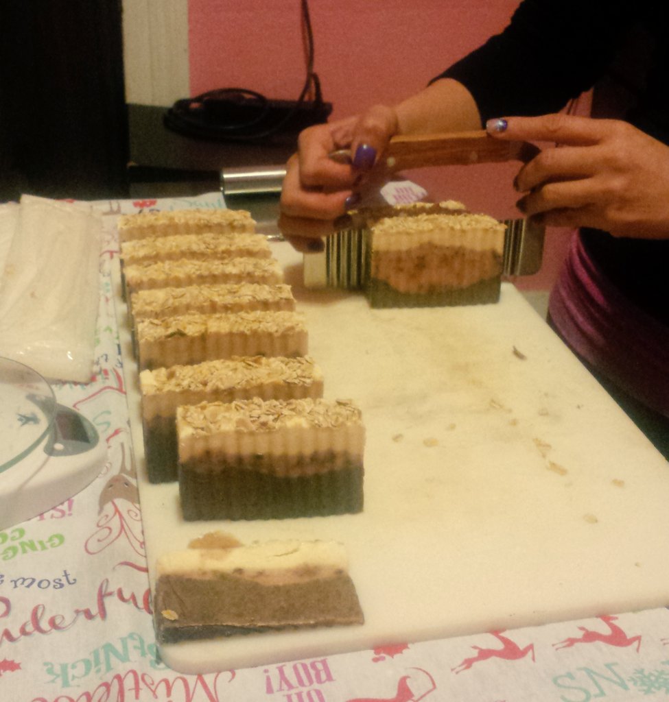 HippieGirl915's tweet photo. These amazing 3 layer soaps tho.... 
#LikeMagic #SmellSoGood #CoconutOilSoaps #HippieGirlNaturalProducts https://t.co/g4ogeKt92K