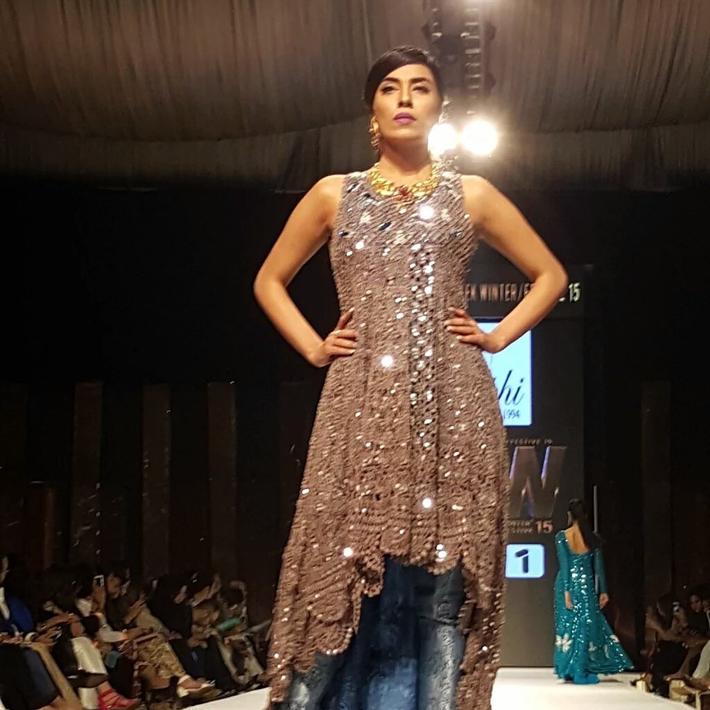 Nishsayss's tweet photo. #Delphi By #NidaTapal #WinterFestive #FashionPakistan #FashionBlogger #Nishsays #Ramp #Models #Urdu1 https://t.co/YM0ixhxcDh