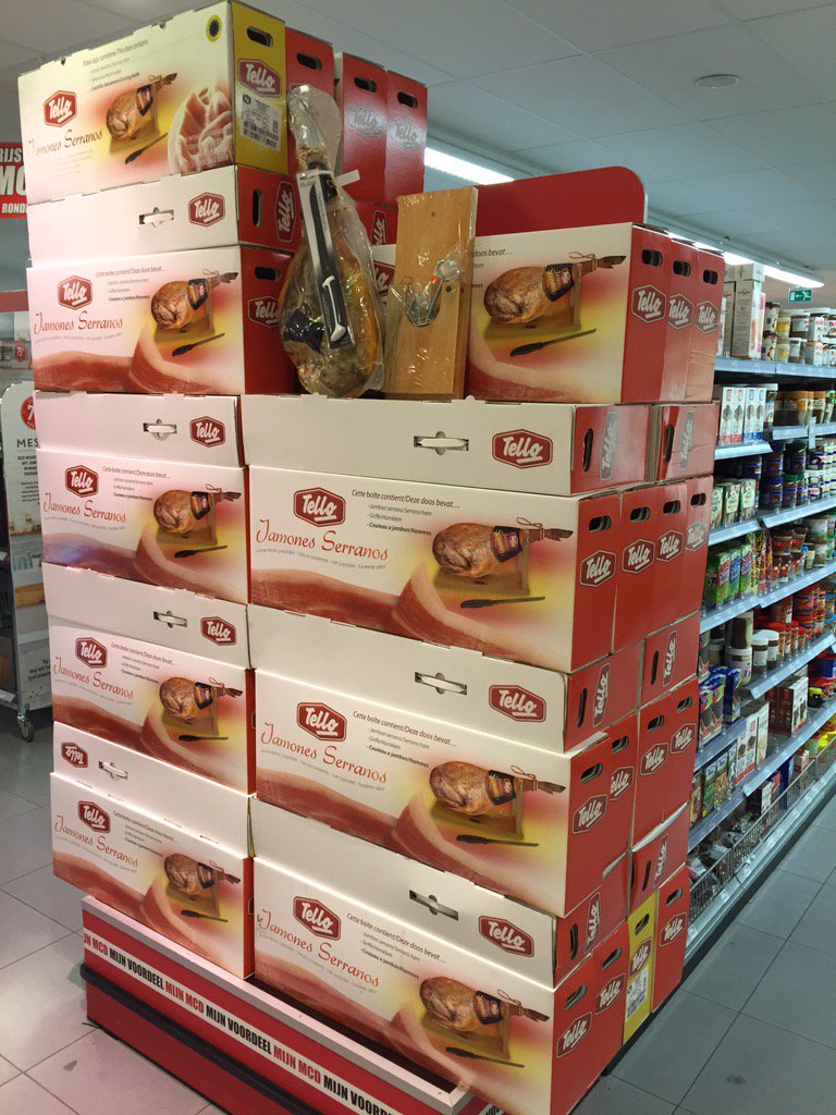 Heel de december maand een serranoham van plm 6.7 kilo met mes en klem voor maar 59,95 MCD rhoon
