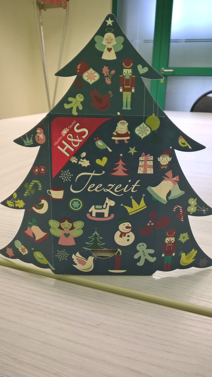 TheLordRL's tweet photo. Ab Morgen heißt es wieder jeden Tag ein #Türchen, oder in meinem Fall jeden Tag ein #Teechen #christmascountdown https://t.co/vCSZT04slw