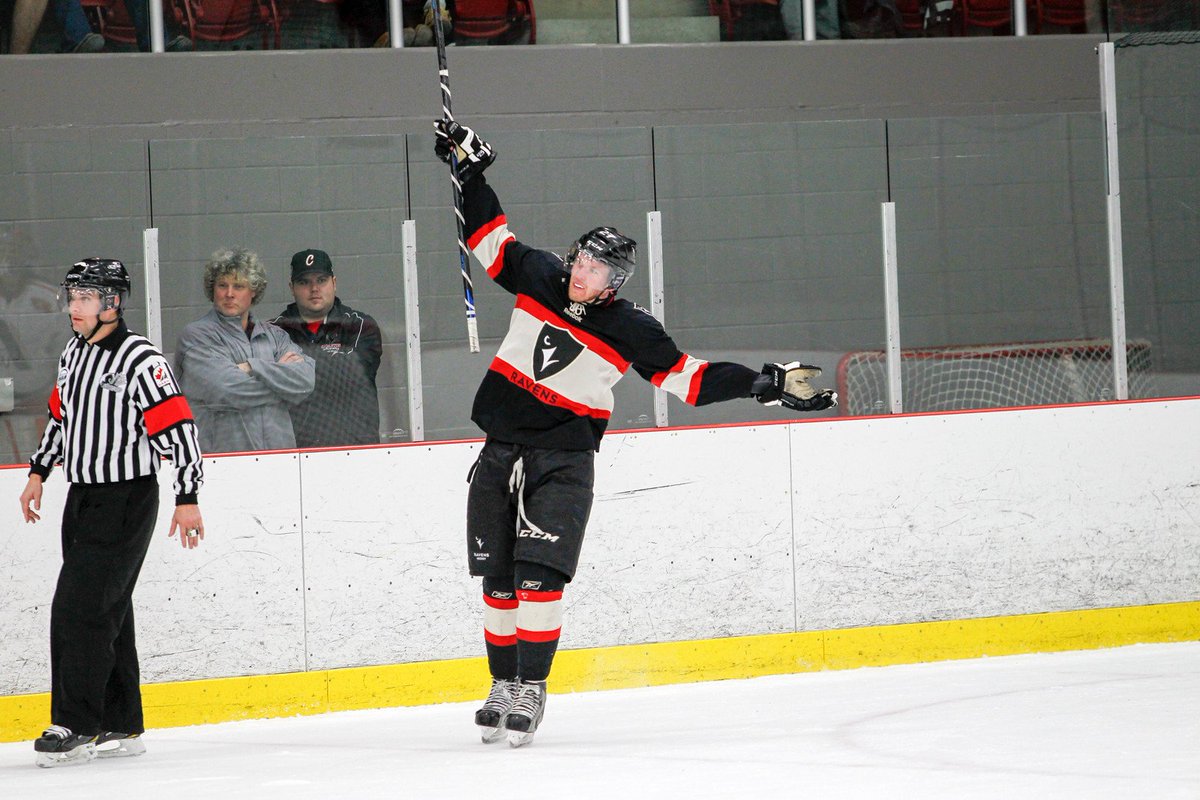 Congrats to Ravens MHKY F <a href="/MMcNamee_12/">Mike McNamee ✝</a> on being selected to the National CIS Select team!  ow.ly/VhTv2