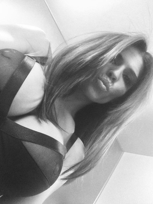 So, I gues I'll just come online🤘 https://t.co/lyVJtWAgzT