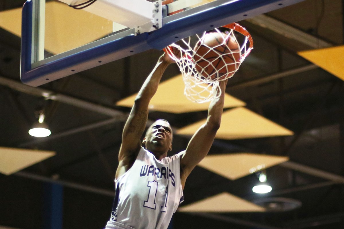 eccunionjo's tweet photo. Warriors' fr guard Jason Ball goes coast-to-coast after a defensive steal to lock in a dunk. https://t.co/4mrUBu8N0h https://t.co/NEQBhYioN4