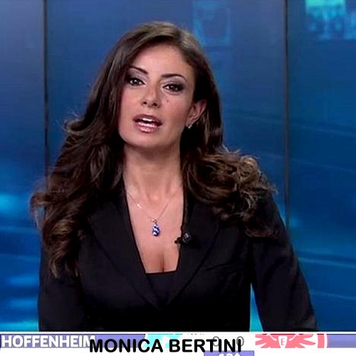 telegiornaliste's tweet photo. #LaTelegiornalistaDellAnno2015 FINALE.Per votare questa telegiornalista clicca sul cuore. https://t.co/5TEDH7zWnV