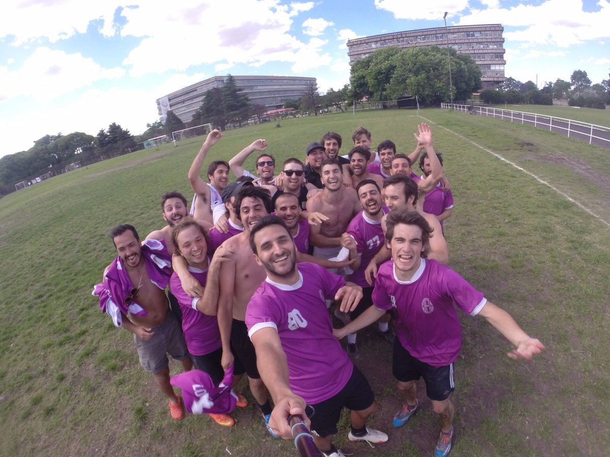 Con ustedes,  el campeon de la categoria A del torneo abierto de la UBA.  De pie señores!! #LokerCampeon #2015