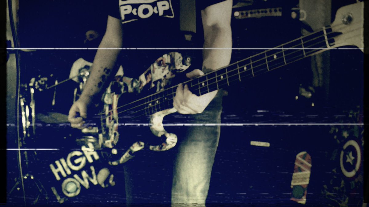 New single and album pre-order coming this Friday!
#grunge