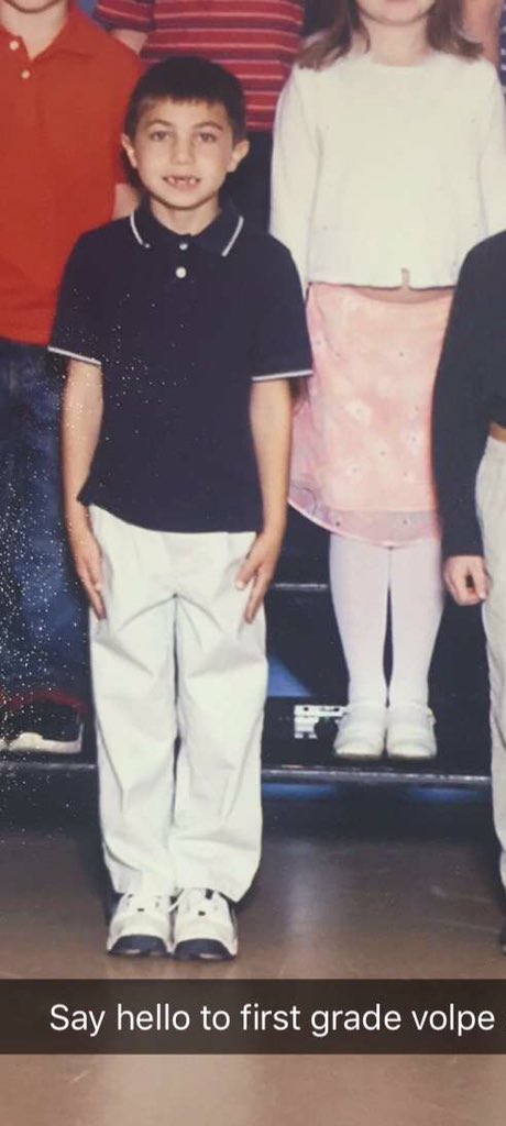 alyssa_ferraro_'s tweet photo. @AjVolpee looks like how every girl would walk around in middle school when they wore shorts #dresscodecheck https://t.co/KCnFwbXFGc