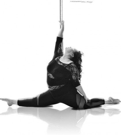 badkittyusa's tweet photo. 4 reasons why pole dancers should embrace their curves: https://t.co/bJrCzPSjBL #BadKittyBlog @PippiPole https://t.co/KvUYKwZdMa