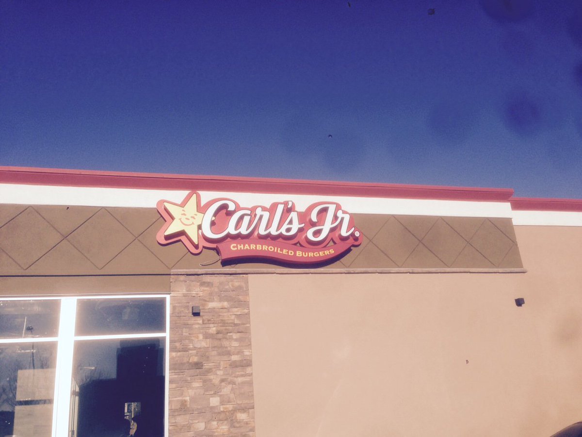 citynewscalgary's tweet photo. Calgary's inaugural @CarlsJrCA opens tomorrow across from SAIT. @660NEWS had a sneak peek. #carlsjrcalgary https://t.co/xw9PB2tRub