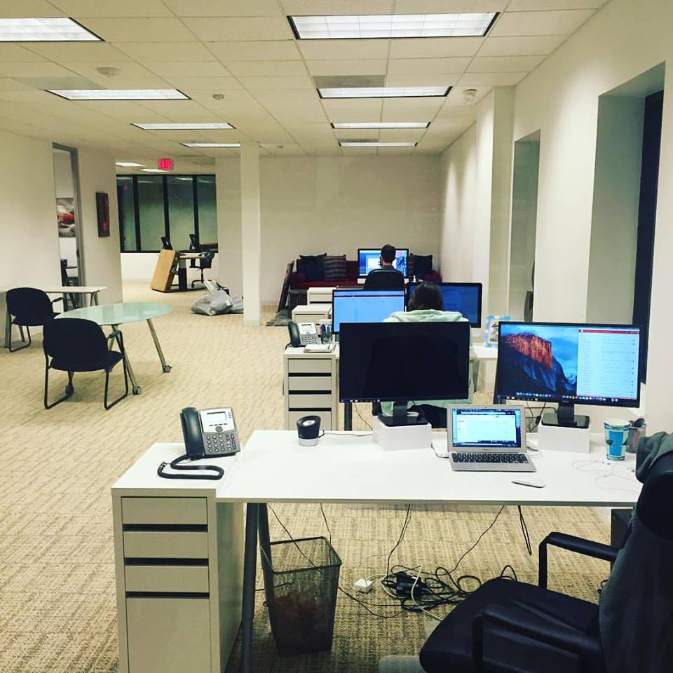AlexLeviDaniels's tweet photo. New office! Still under development #painting #working #building https://t.co/WlLnCJKsEH