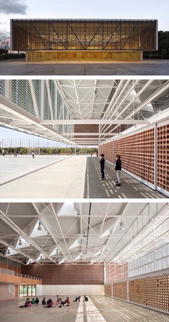 arquitect_viva's tweet photo. Premio de Cerámica Ascer 2015
Pabellón polivalente de la Escola Gavina
Carmen Martínez, Carmel Gradolí y Arturo Sanz https://t.co/yn5cWOHo1e