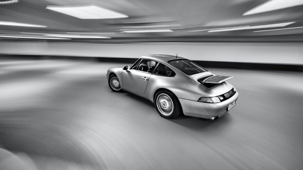 MGennel's tweet photo. Picture of Porsche done with rigshooting and Sony #a7II #CyberMonday #Porsche #carphoptography #rigpro #manfrotto https://t.co/R47T3vA9eE