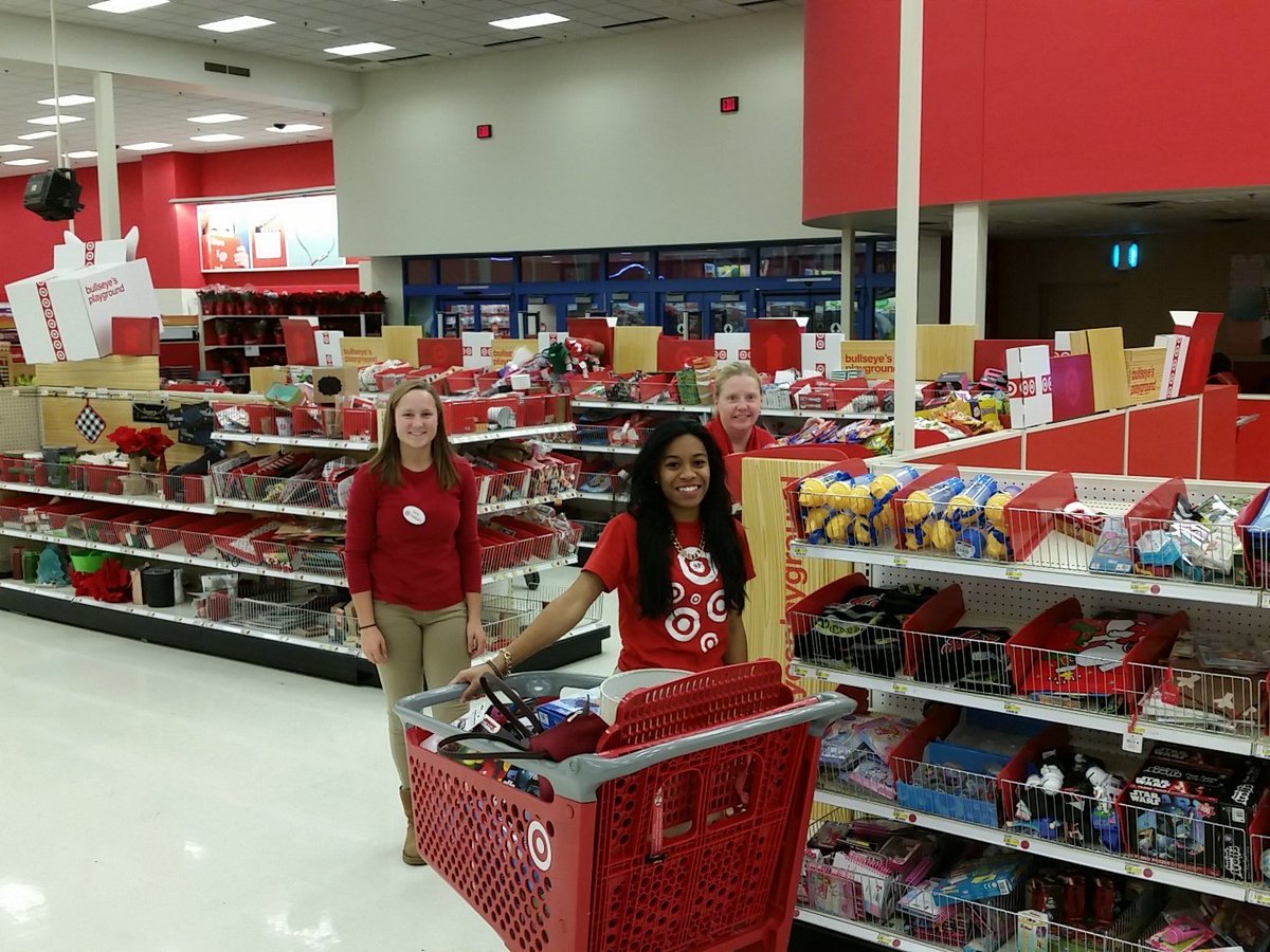 jackjwagner's tweet image. Zoning #Bullseye'sPlayground and making it look #beautiful @CatalinaPhan @ReimerCasey