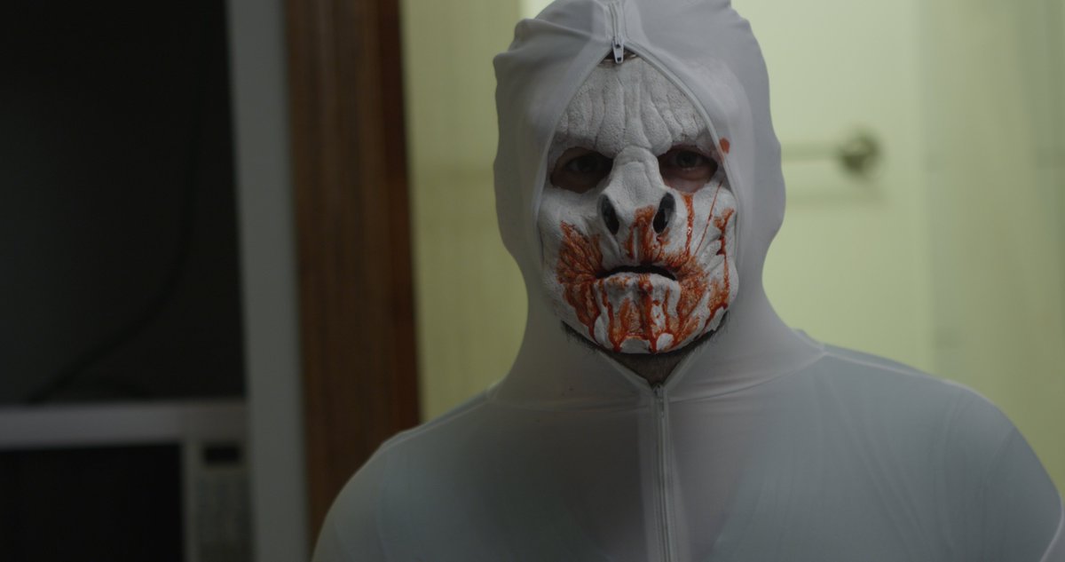PeepholeMovie's tweet photo. from yesterday's #sfx #vfx shoot. #horror #horrornews  #toronto #blood #Slasher #scream #MidnightMadness #fangoria https://t.co/gLMOBw3E66